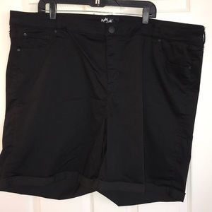 Shorts plus size 24 stretch black